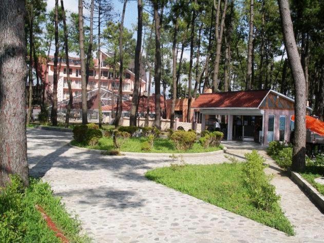 Villa Reta Hotel & Spa Григолети Экстерьер фото